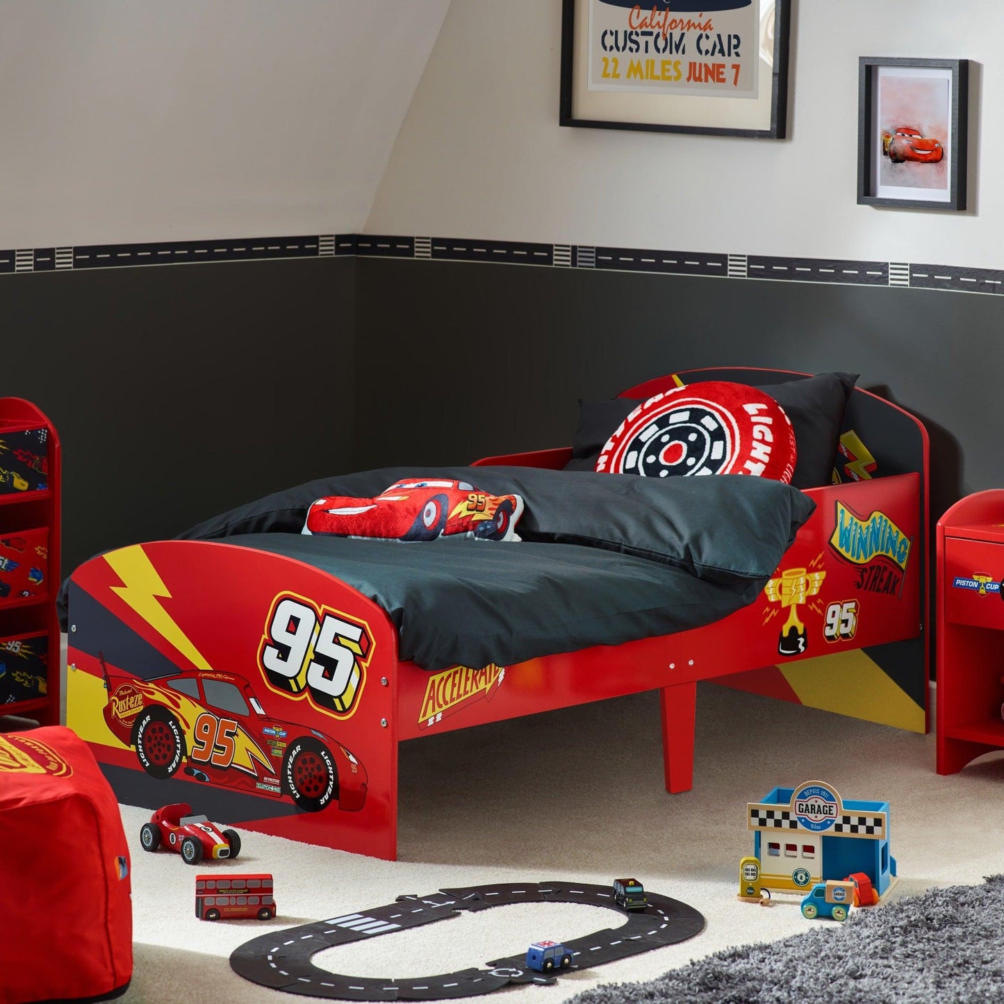 Disney Lightning Mcqueen Toddler Bed