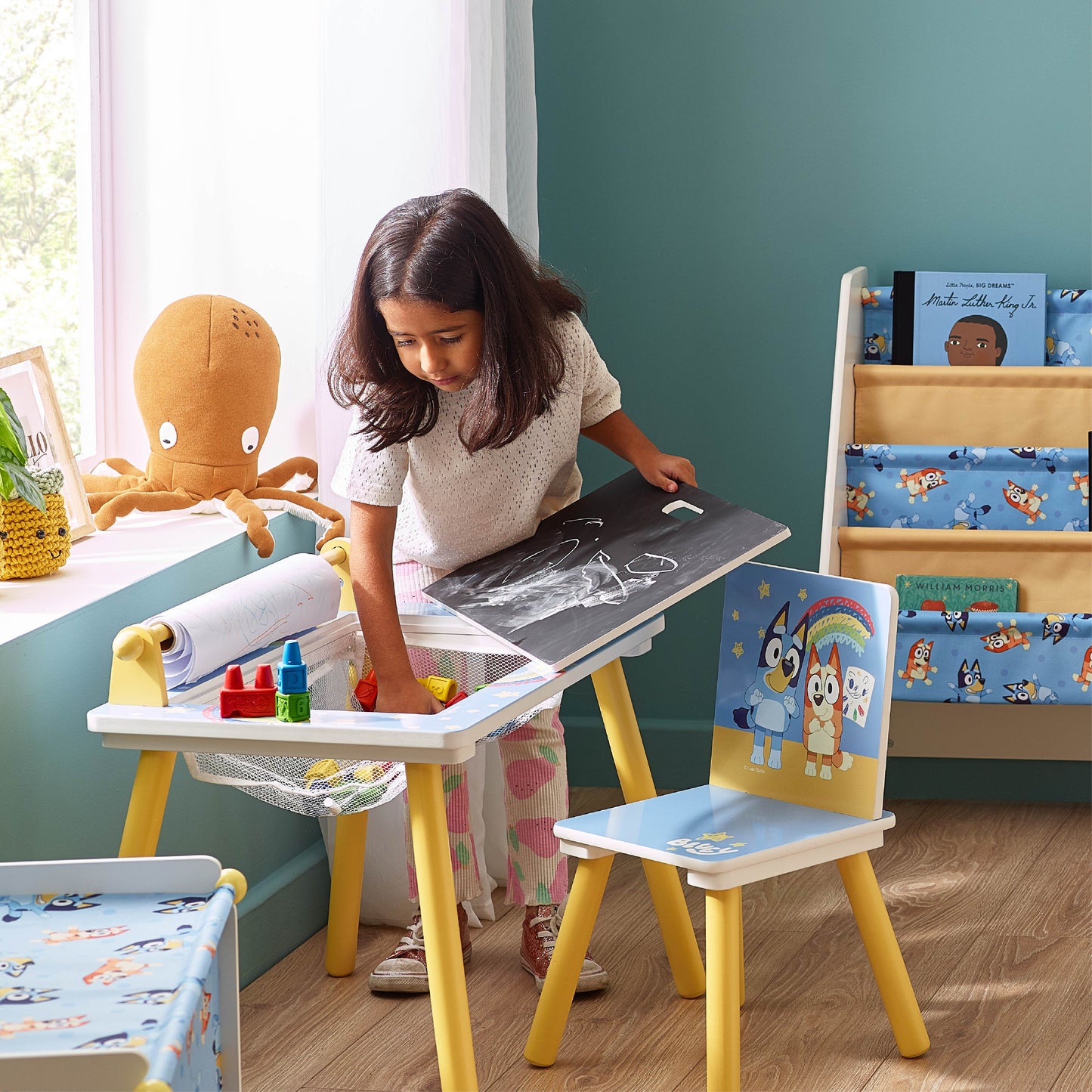 Bluey Play Desk
